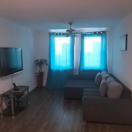 01 Stuttgart Holiday Extérieur photo